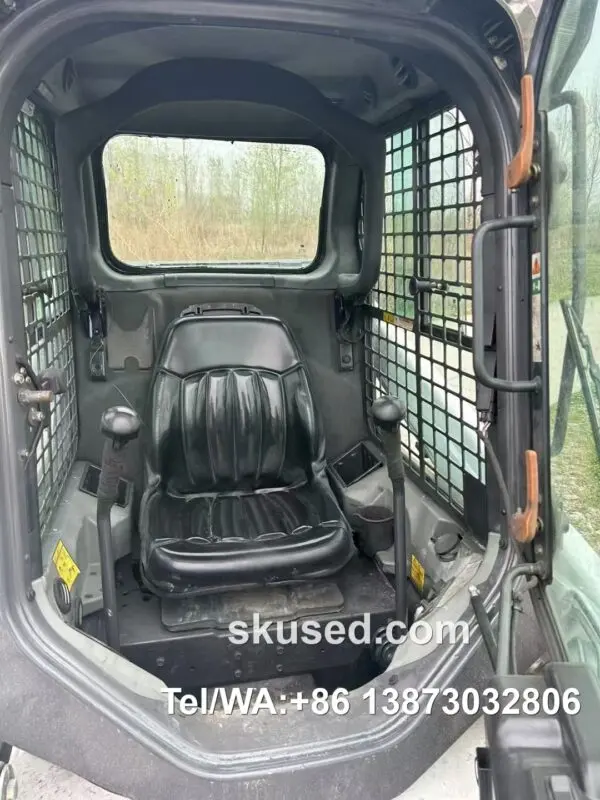 Used Bobcat S450 Skid Steer Loader driver room