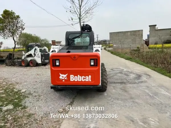 Used Bobcat S550 Skid Steer Loader backside