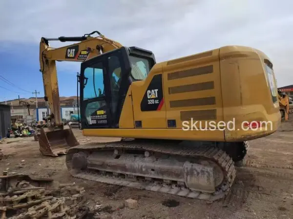 cat320gc left side