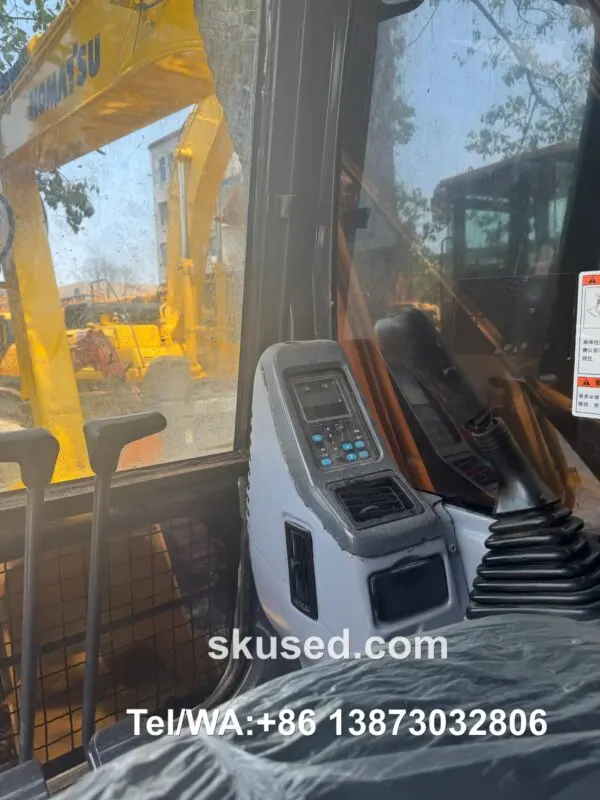 Used Komatsu PC130 Excavator LCD Panel