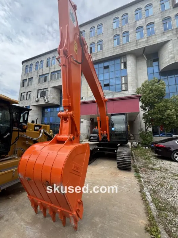 used hitachi zx130lc excavator