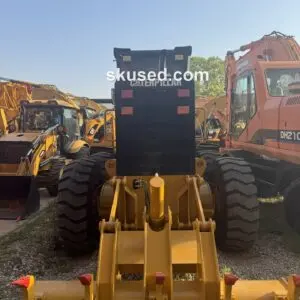 CAT-140H-grader