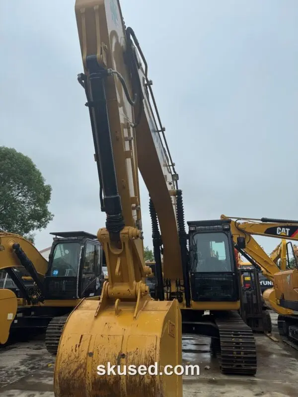 Used CAT 320D2 Excavator