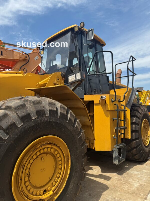 USED-CAT-980G-LOADER-RIGHT