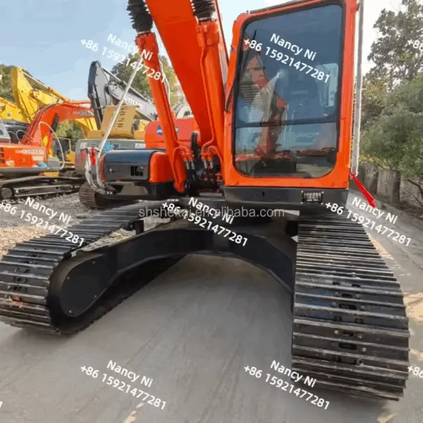 Used DOOSAN DX225 Excavator