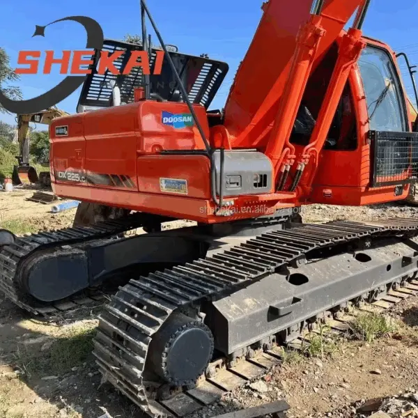 Used DOOSAN DX225 Excavator
