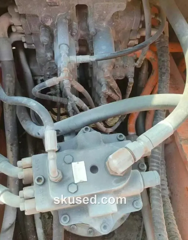 DOOSAN-DX380-motor