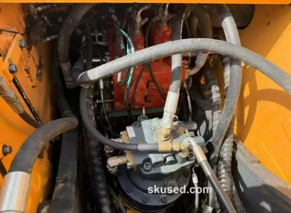 used-210-9w-wheelexcavator-motor