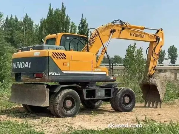 Hyundai-150W-9-WheelExcavator