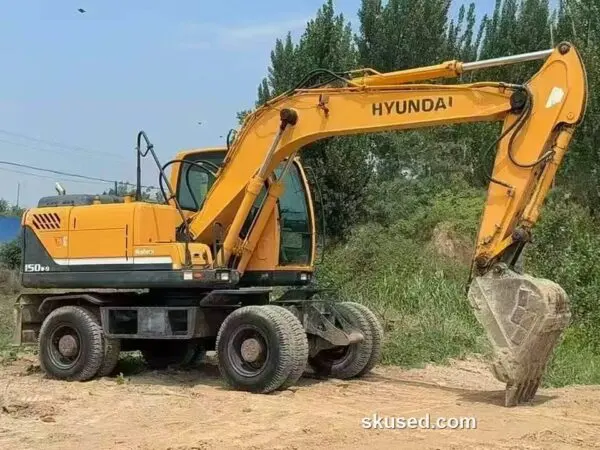Hyundai-150W-9-WheelExcavator
