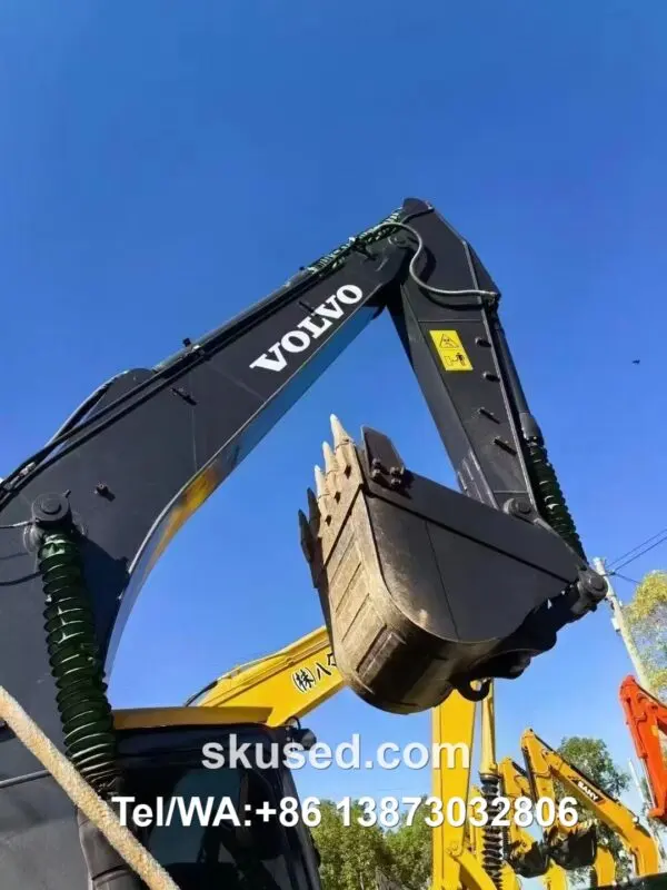 Used Volvo EC140 Excavator-bucket