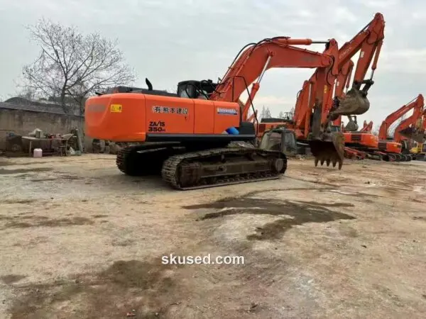 Hitachi-ZX350H-5G-Excavator-right