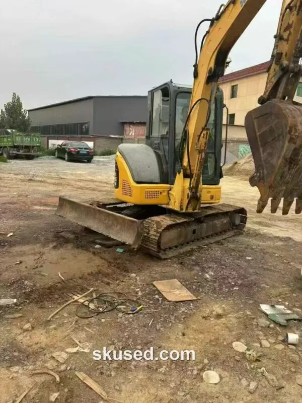 Komatsu-PC50MR-2-MiniExcavator