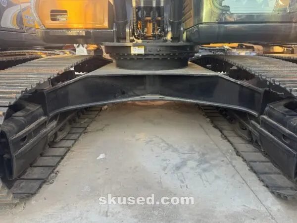Sany-215C-Excavator-base